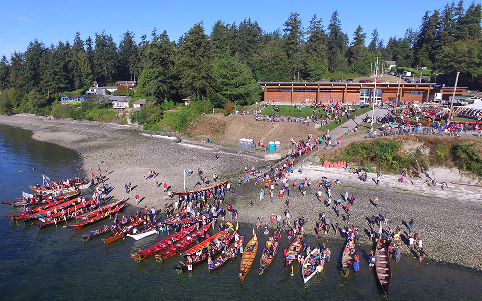 suquamish tribe canoes